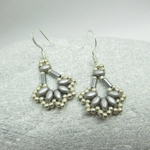 Hand stitched fan earrings - Picture 1 of 6